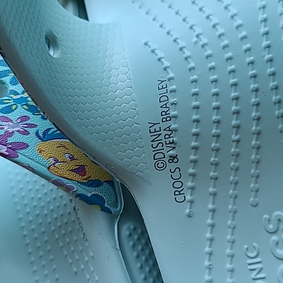 Vera Bradley Disney The Little Mermaid crocs sandals - Picture 3 of 4